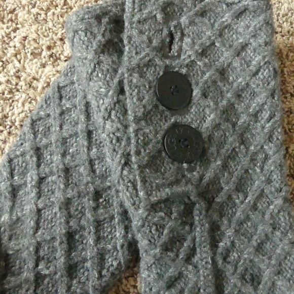 UGG Cardy Lattice Boots - LIKE NEW! - Picture 2 of 8